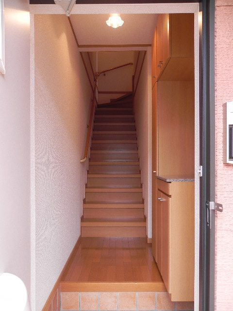 カリーノ・ボスコの玄関