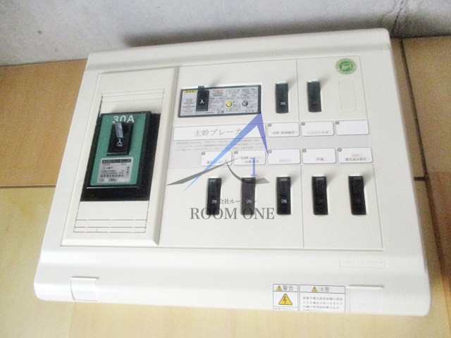 ＭＩＮＡＭＩ－ＫＡＭＡＴＡ　ＲＥＳＩＤＥＮＣＥ
