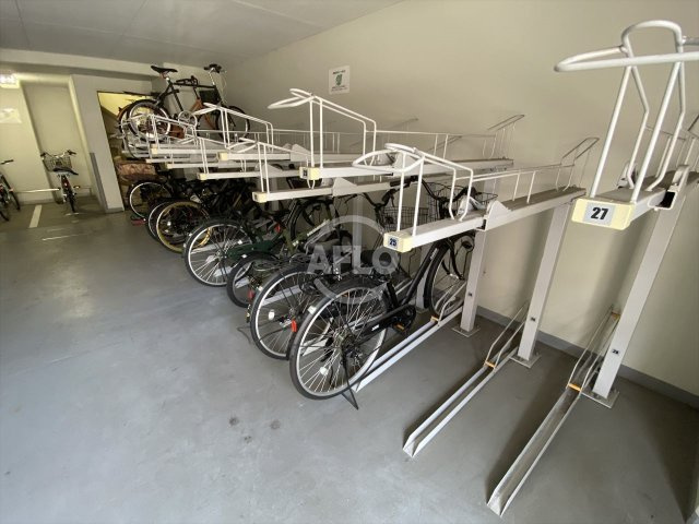 レオンコンフォート谷町六丁目のその他共用部分|レオンコンフォート谷町六丁目　駐輪場