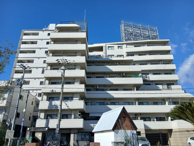 ヴェルドール西出町公園の外観