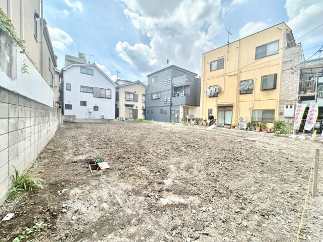 荒川区西尾久1丁目　建築条件無し売地の前面道路含む現地写真|現地ご見学希望・資料請求などお気軽にお問い合わせ下さい！
03-5990-5201
