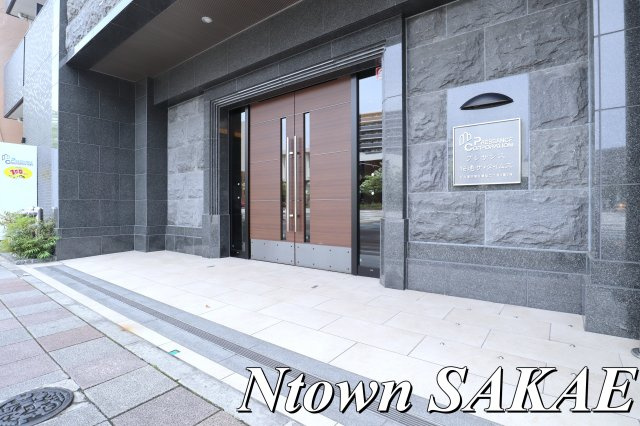 【エントランス】 | プレサンス桜通ザ・タイムズ | 建物の内部です