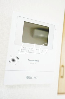 【セキュリティ】 | グランシャレー亀有Ⅱ | モニター付きインターホンです。