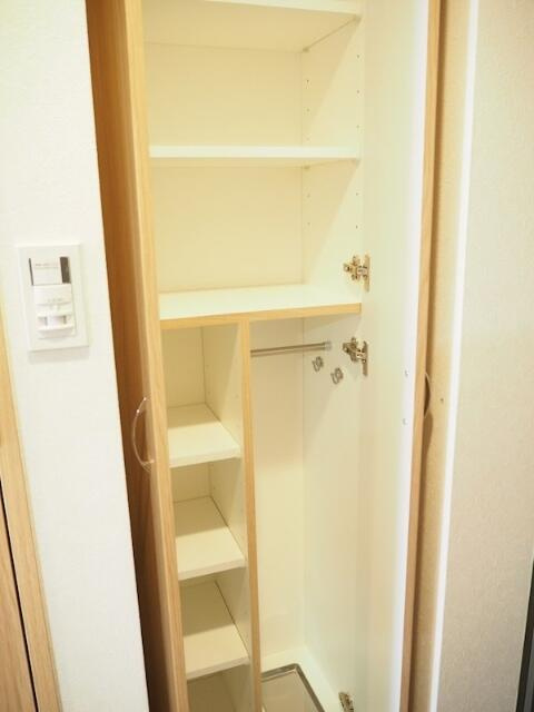 ルーブル大森西の収納|下足入
