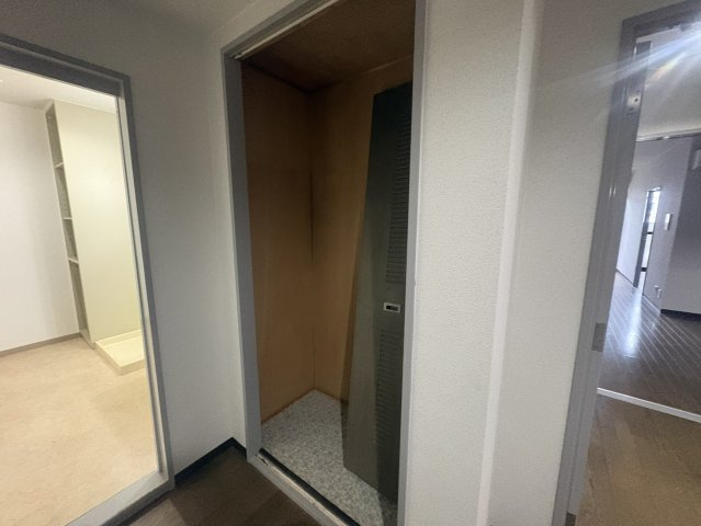 アラメダ江坂の収納