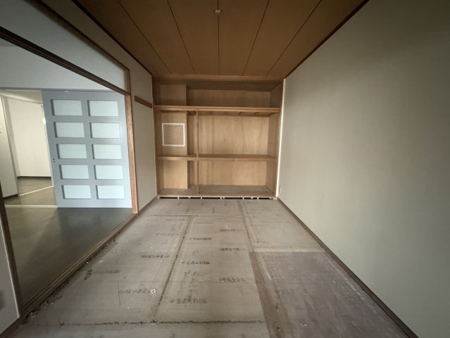 アラメダ江坂の和室