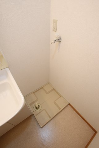 【設備】 | ヴィラナカヤマ | 室内洗濯機置場