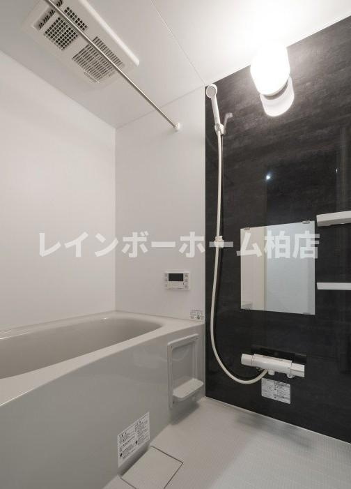 特典：仲介手数料が無料です!!の浴室|※別部屋参考写真。