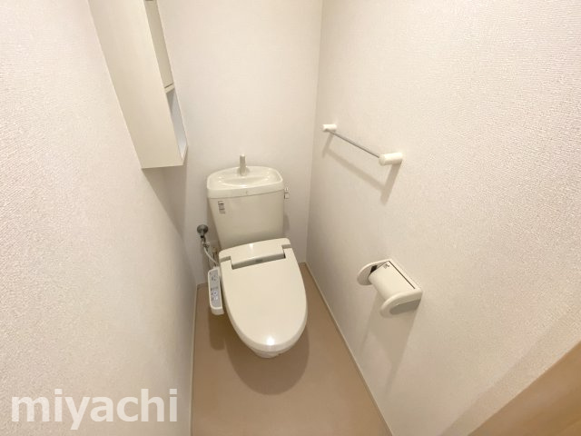 徳島市名東町３丁目のアパートのトイレ