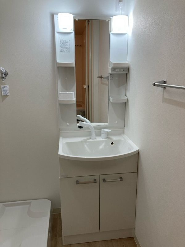 フジパレス宝塚小林Ⅲ番館の洗面所