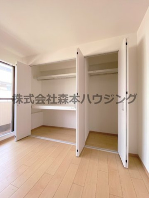 【収納】 | 　ロイヤル萱島本町 | 大きなものも収納できそうです