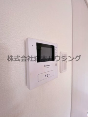 【セキュリティ】 | 　ロイヤル萱島本町 | TVモニターフォンで安心です