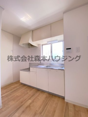 【キッチン】 | 　ロイヤル萱島本町 | 使いやすいキッチンです