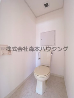 【トイレ】 | 　ロイヤル萱島本町 | トイレも気になるポイント