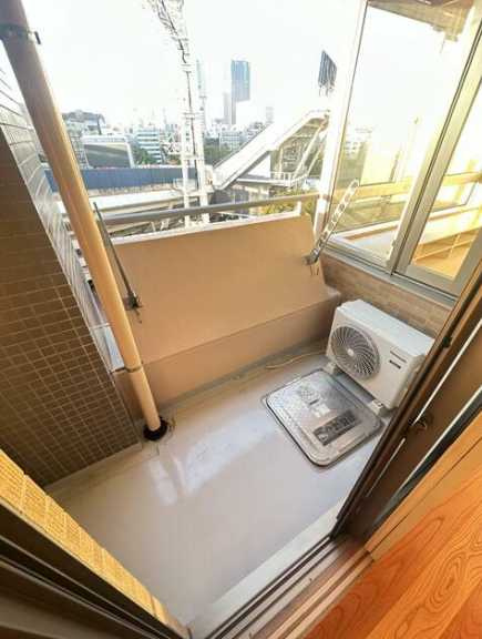 横浜市中区山下町の賃貸マンションのバルコニー