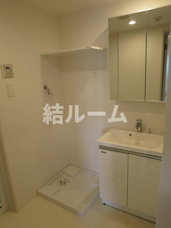 練馬区小竹町２丁目の賃貸マンションの洗面所