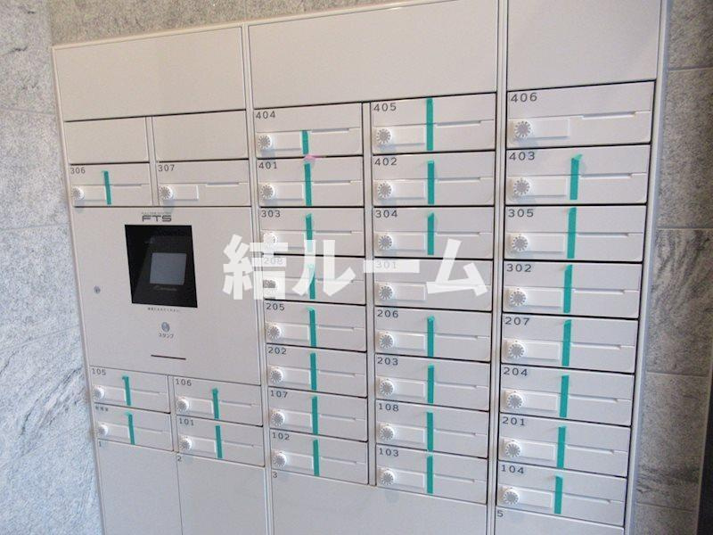 練馬区小竹町２丁目の賃貸マンションのロビー
