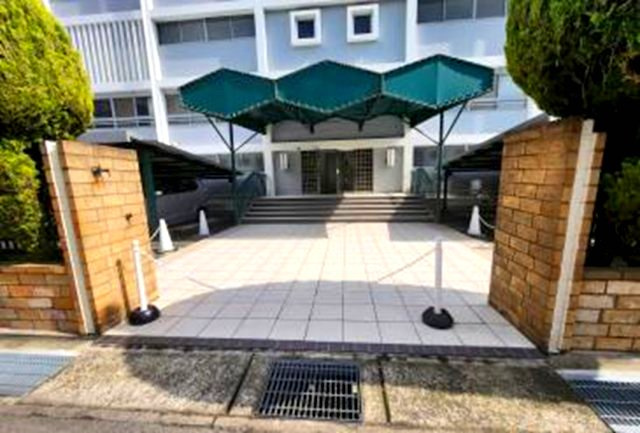 浜芦屋マンションのエントランス