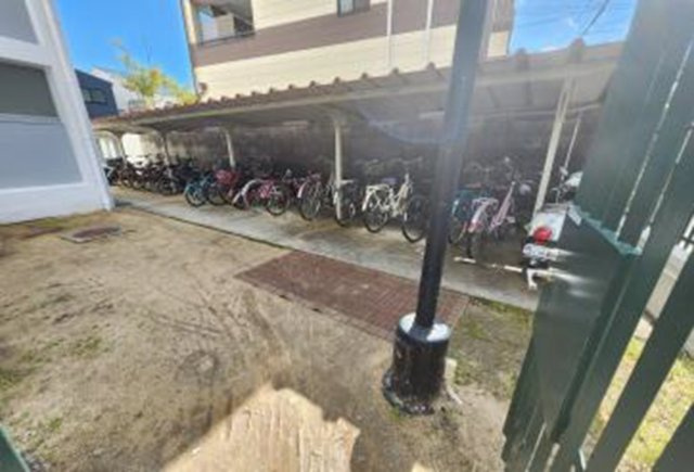 浜芦屋マンションの駐輪場