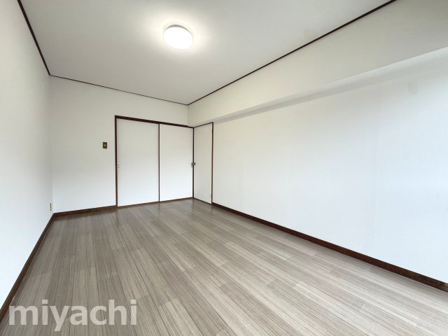 ベルハイツの居間・リビング