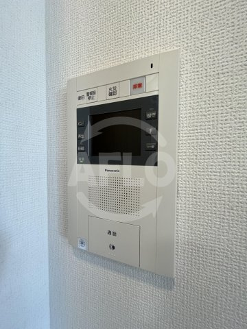 エステムプラザ難波WESTリバークロスのセキュリティ|エステムプラザ難波WESTリバークロス　TVモニター付きインターホン