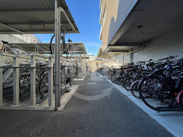 エステムプラザ難波WESTリバークロスの設備|エステムプラザ難波WESTリバークロス　駐輪場