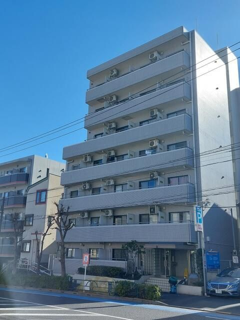 ヒルズ駒場東大前の外観