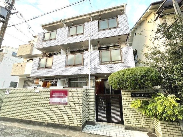 ハーミティジ平池の外観