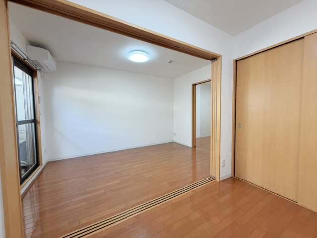 中川マンションの寝室