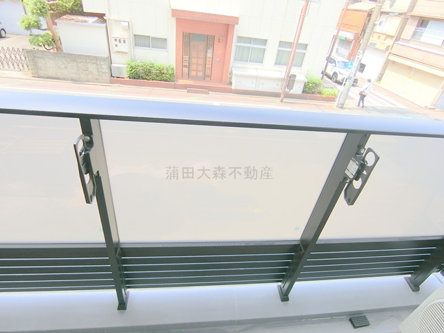 ガーラ雑色グランドステージの玄関