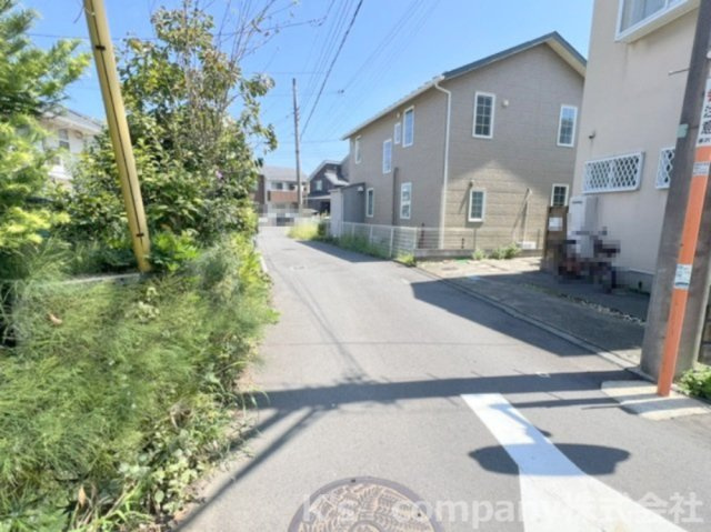 藤沢市辻堂元町2丁目　中古戸建の前面道路含む現地写真|前面道路の様子です◇