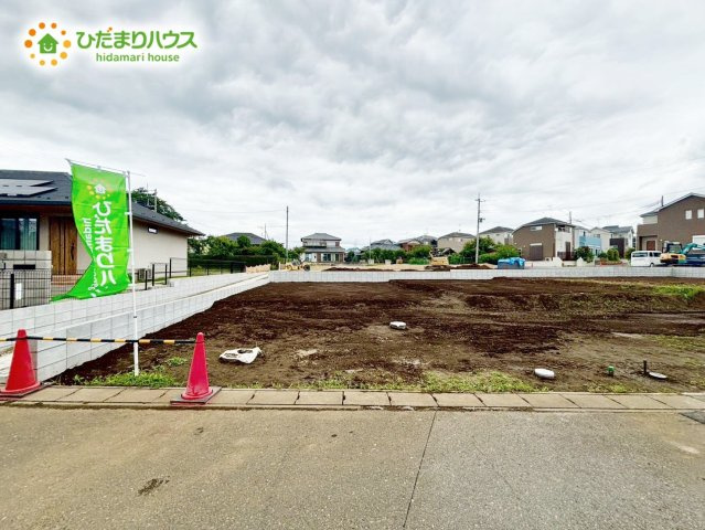 野田市清水635　新築戸建　D号棟の前面道路含む現地写真|接道：南側5m公道