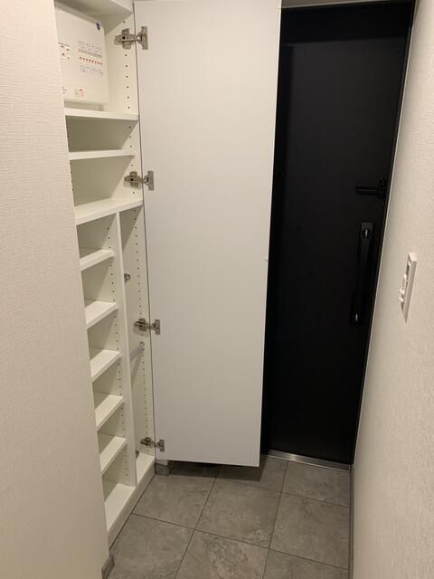ガリシア文京本駒込の玄関