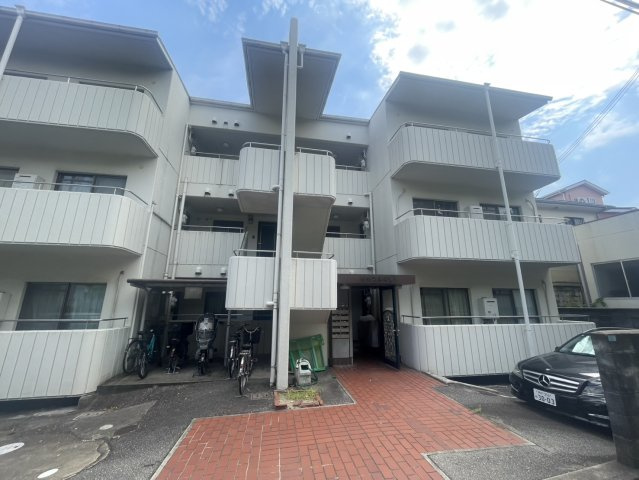 チャフル甲東のエントランス