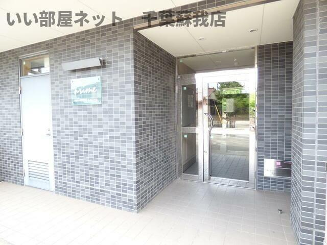 プライムのエントランス|落ち着いたエントランスです