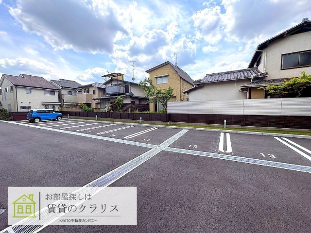 GRAMM桃山筑前の駐車場