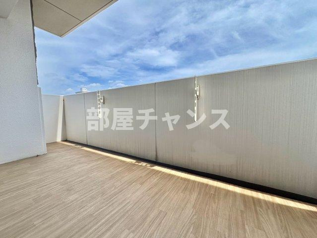 アースグランデ泉のバルコニー