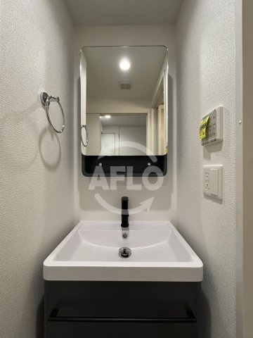 セレニテ南堀江エクラの洗面所|セレニテ南堀江エクラ　独立洗面台