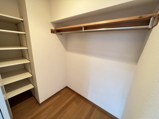 エルフレア三鷹の収納