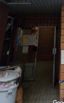 ゆうもあマンションのエントランス