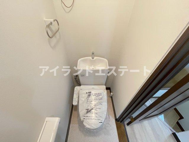 アリア三軒茶屋　駅近　南向き　内装リフォーム済のトイレ