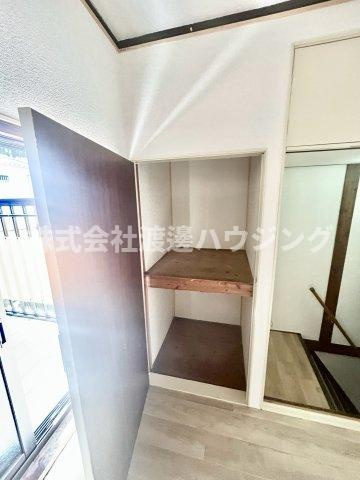 北畠3丁目テラスハウスの収納