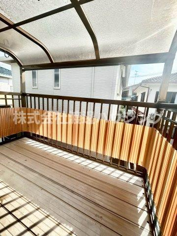 北畠3丁目テラスハウスのバルコニー|両面バルコニー
