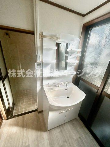 北畠3丁目テラスハウスの洗面所
