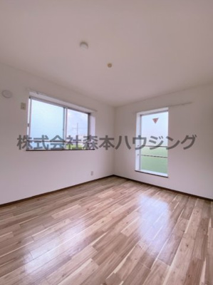 【洋室】 | 　メイコータウンⅡ | ※同タイプ別室の写真を使用しています。
　設備内容や内装色調など相違がある場合は実際のお部屋の現状優先となります。