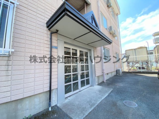 【エントランス】 | 　メイコータウンⅡ | エントランスです