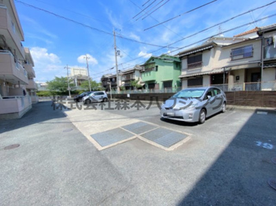 【駐車場】 | 　メイコータウンⅡ | 車をお持ちの方に嬉しい駐車場付きの物件です