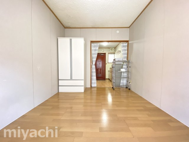 レジデンス城山の居間・リビング