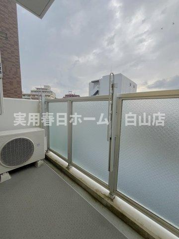 【バルコニー】