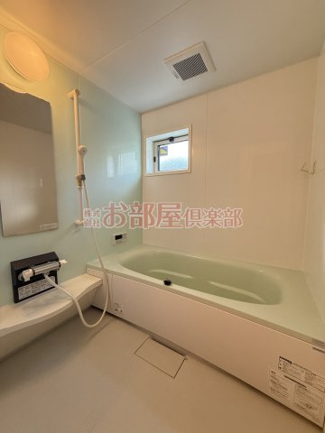 カーサ　マローン　A棟の浴室|別号室のお写真です